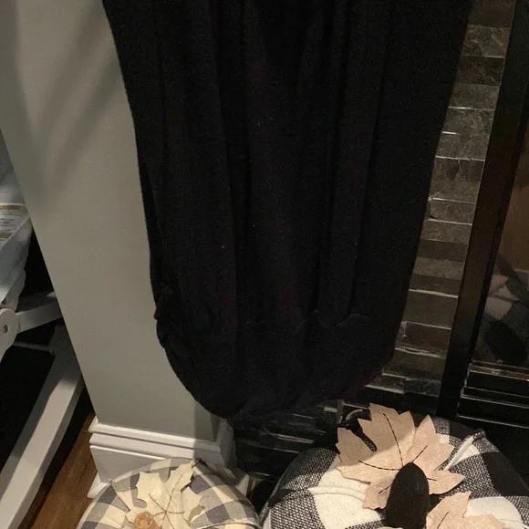 Tunic black size s with nice  silver accent - Picture 4 of 7